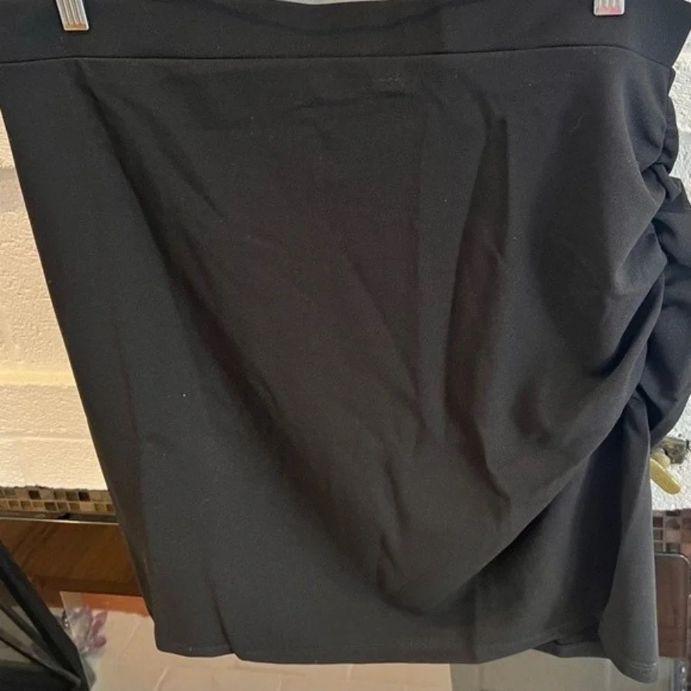 Socialite Skirt black mini skirt with side ruching women’s Size 2X NEW - Picture 5 of 6